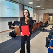 Laureata in lingue e culture straniere, specializzata in inglese e spagnolo. Appassionata di letteratura. Offro lezioni private